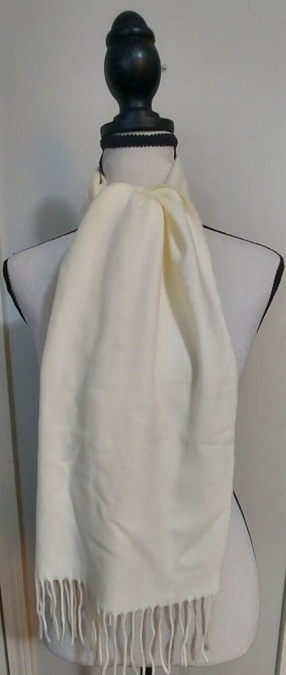 V. Fraas Cashmink Scarf Off White Ivory Fringe Solid Soft Made in Germany